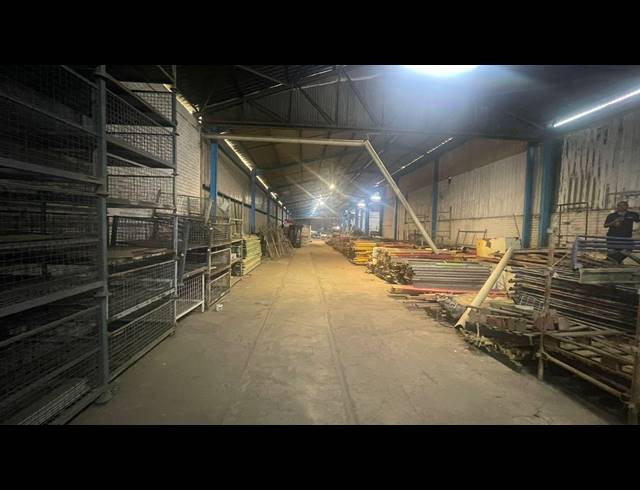 2,700M² WAREHOUSE TO LET IN HERMANSTAD